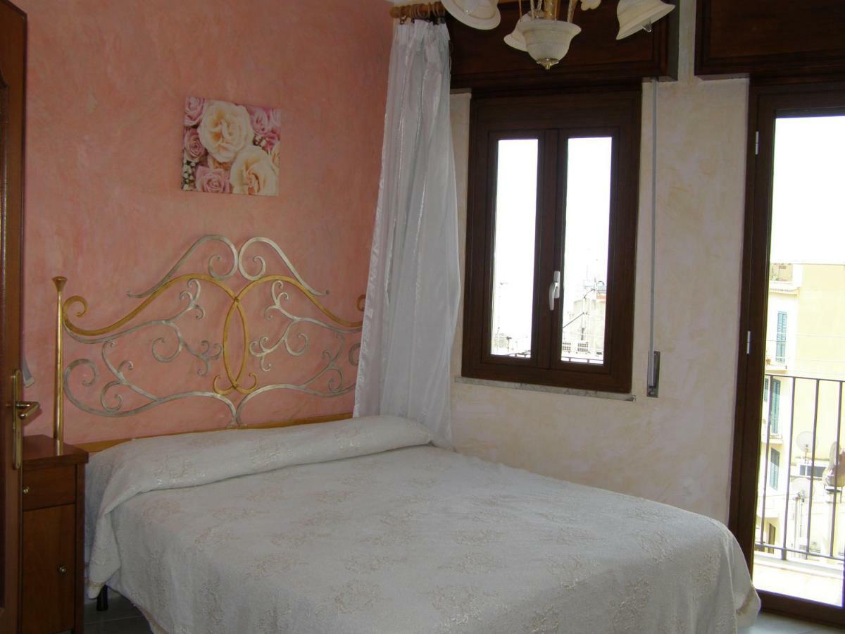Ferienwohnung Taormina Castle And Sea View Exterior foto